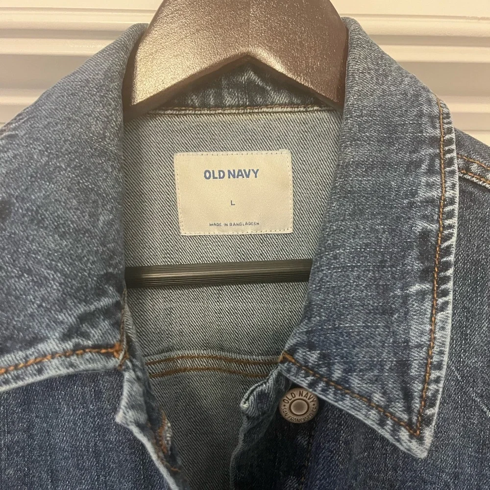 Old Navy Blue Jean Jacket Timeless Denim Design - Picture 2 of 5